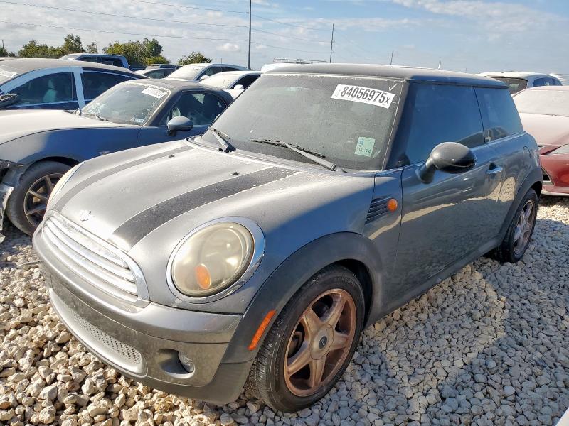 84056975 :رقم المزاد ، WMWMF3C53ATZ22963 vin ، 2010 Mini Cooper مزاد بيع