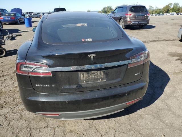 84801945 :رقم المزاد ، 5YJSA1H24FFP78507 vin ، 2015 Tesla Model S مزاد بيع