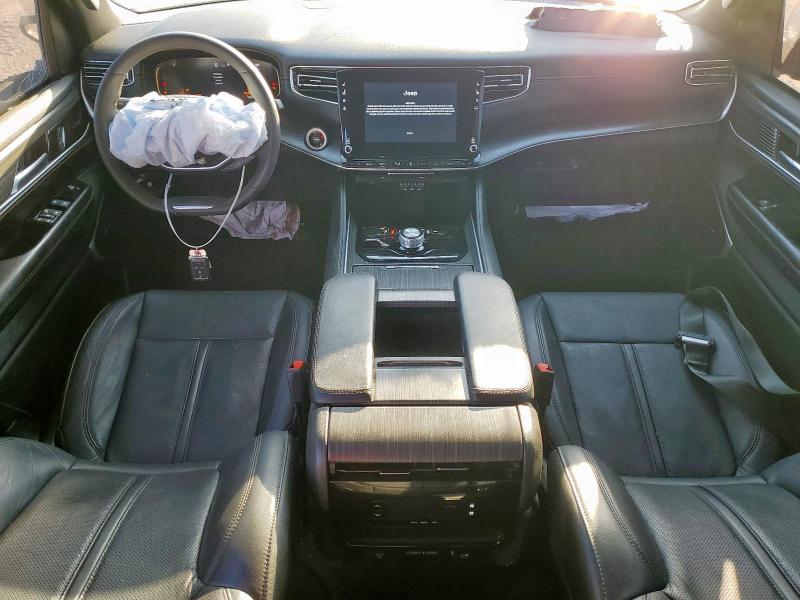 Продаж на аукціоні авто 2023 Jeep Wagoneer S, vin: 1C4SJVBPXPS557641, номер лоту: 81289525
