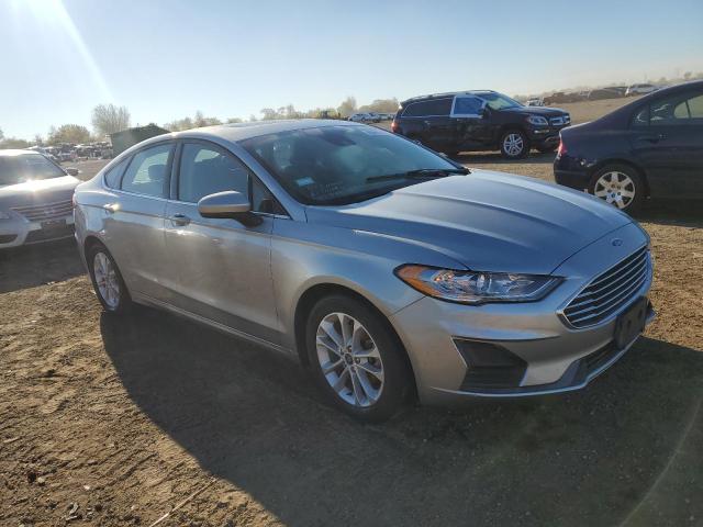 89866105 :رقم المزاد ، 3FA6P0HD8LR225399 vin ، 2020 Ford Fusion مزاد بيع