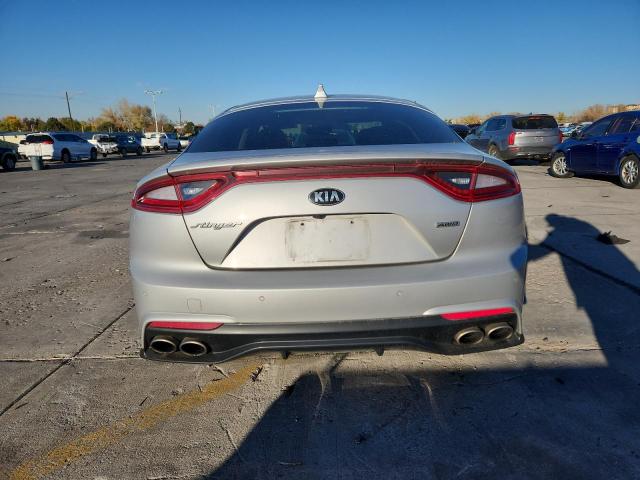 2018 Kia Stinger Pr მანქანა იყიდება აუქციონზე, vin: KNAE25LAXJ6015375, აუქციონის ნომერი: 91019205
