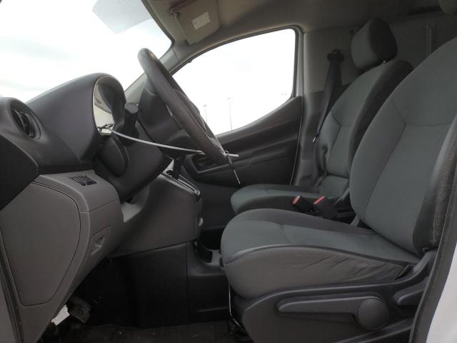 91338825 :رقم المزاد ، 3N6CM0KN7FK730335 vin ، 2015 Nissan Nv200 مزاد بيع