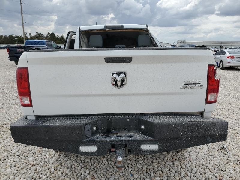 82649945 :رقم المزاد ، 3C6UR5CL2GG248726 vin ، 2016 Ram 2500 مزاد بيع
