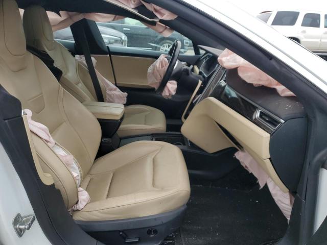 86070605 :رقم المزاد ، 5YJSA1E15GF156138 vin ، 2016 Tesla Model S مزاد بيع