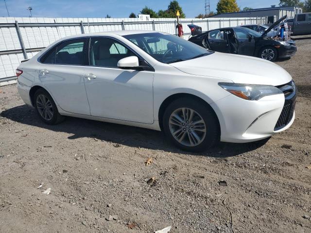 82212125 :رقم المزاد ، 4T1BF1FK4HU336627 vin ، 2017 Toyota Camry مزاد بيع