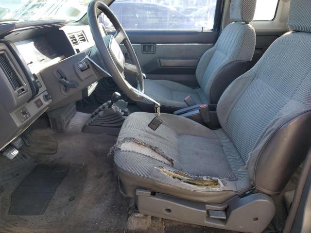 82575295 :رقم المزاد ، JN6HD16Y4JW000055 vin ، 1988 Nissan D21 مزاد بيع