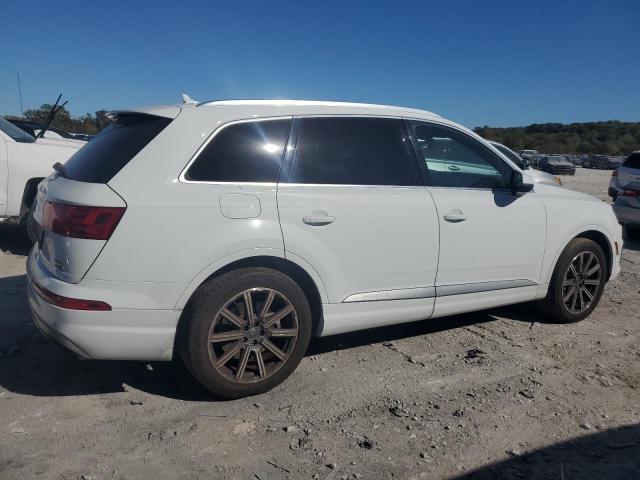 2018 Audi Q7 მანქანა იყიდება აუქციონზე, vin: WA1LAAF75JD042737, აუქციონის ნომერი: 82658835
