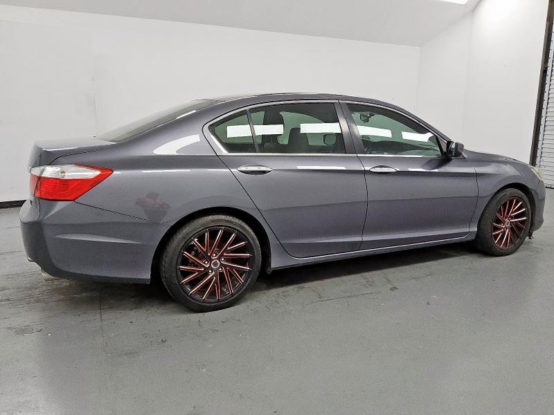 90230795 :رقم المزاد ، 1HGCR2F36FA189483 vin ، 2015 Honda Accord مزاد بيع