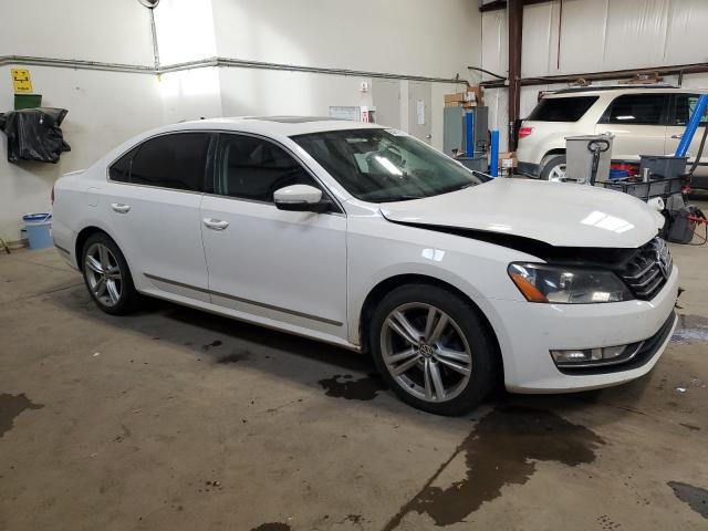 Продажа на аукционе авто 2013 Volkswagen Passat, vin: 1VWCH7A39DC120047, номер лота: 90421185