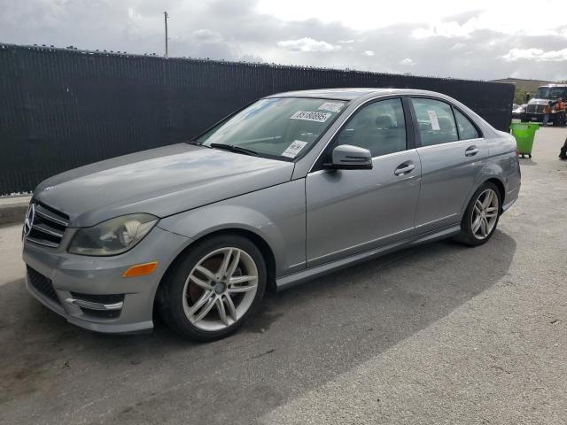 Продажа на аукционе авто 2014 Mercedes-benz C, vin: WDDGF4HBXEA932708, номер лота: 85180895