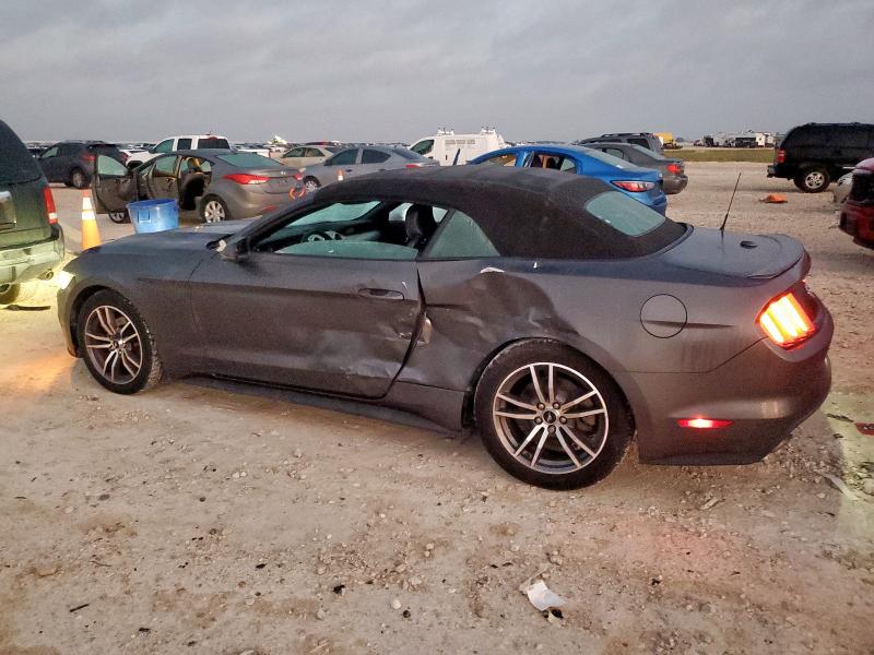 90064495 :رقم المزاد ، 1FATP8UH8F5424938 vin ، 2015 Ford Mustang مزاد بيع