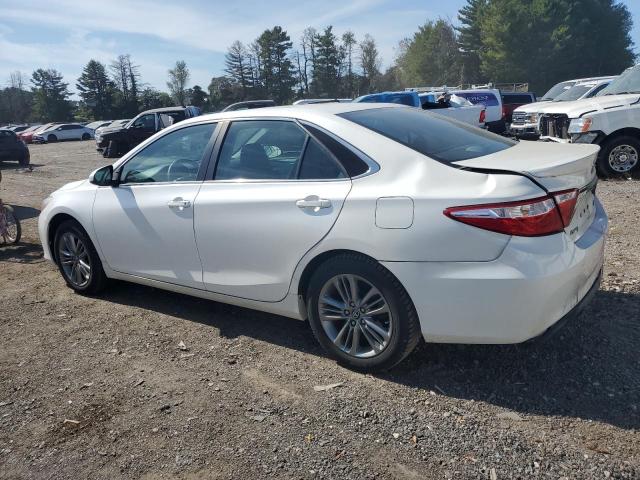 82212125 :رقم المزاد ، 4T1BF1FK4HU336627 vin ، 2017 Toyota Camry مزاد بيع
