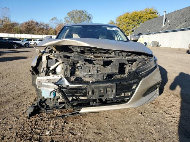 Продажа на аукционе авто 2018 Honda Accord, vin: 1HGCV1F90JA059279, номер лота: 89657545