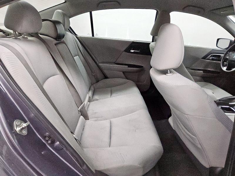90230795 :رقم المزاد ، 1HGCR2F36FA189483 vin ، 2015 Honda Accord مزاد بيع