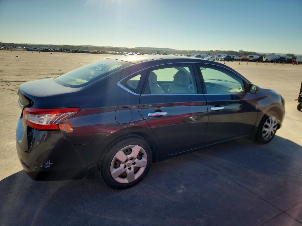 2014 Nissan Sentra მანქანა იყიდება აუქციონზე, vin: 3N1AB7AP6EL643548, აუქციონის ნომერი: 72117426