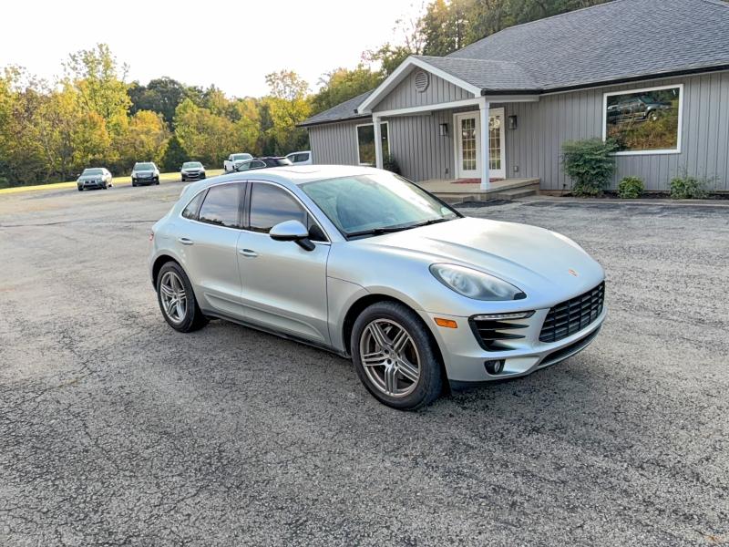 72039216 :رقم المزاد ، WP1AB2A5XFLB68576 vin ، 2015 Porsche Macan مزاد بيع