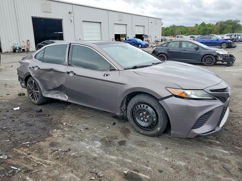 Продажа на аукционе авто 2019 Toyota Camry, vin: 4T1B61HK1KU740893, номер лота: 71424756