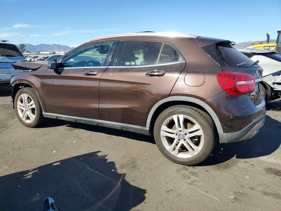 70502516 :رقم المزاد ، WDCTG4EB8GJ205378 vin ، 2016 Mercedes-benz Gla مزاد بيع
