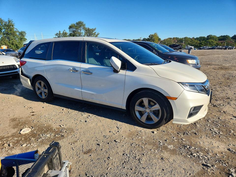 2018 Honda Odyssey მანქანა იყიდება აუქციონზე, vin: 5FNRL6H70JB025020, აუქციონის ნომერი: 71634786