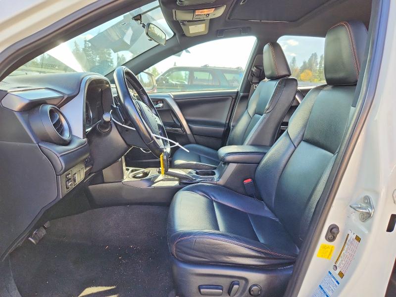 Продажа на аукционе авто 2016 Toyota Rav4, vin: JTMJFREV6GJ052023, номер лота: 70671166