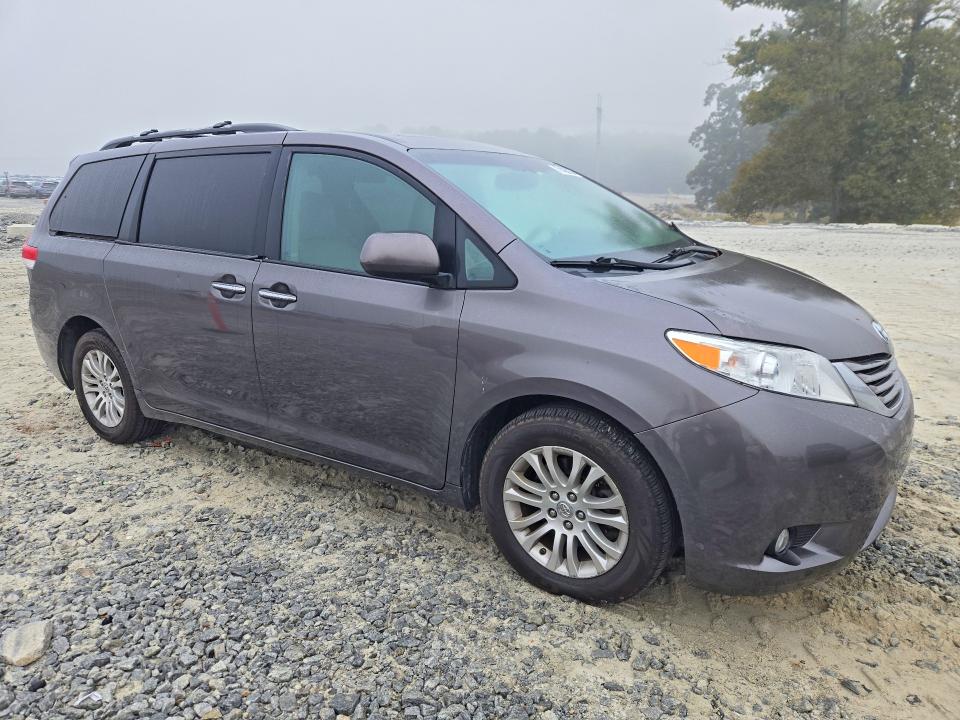 Aukcja sprzedaży 2012 Toyota Sienna, vin: 5TDYK3DC0CS227256, numer aukcji: 71426266