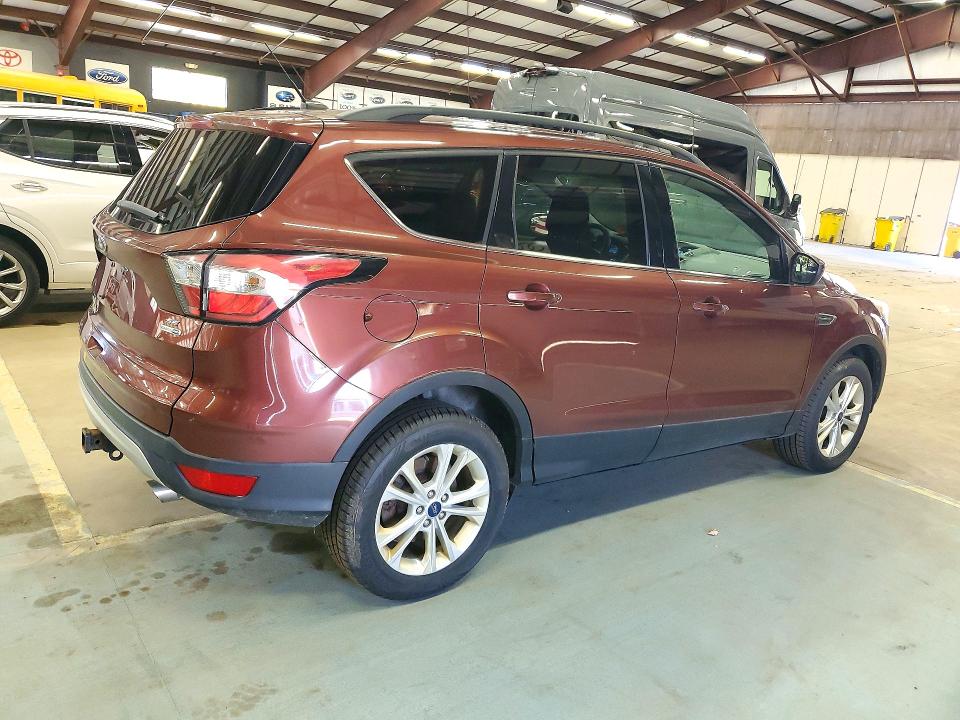 Продажа на аукционе авто 2018 Ford Escape, vin: 1FMCU9GD7JUB63846, номер лота: 72864986
