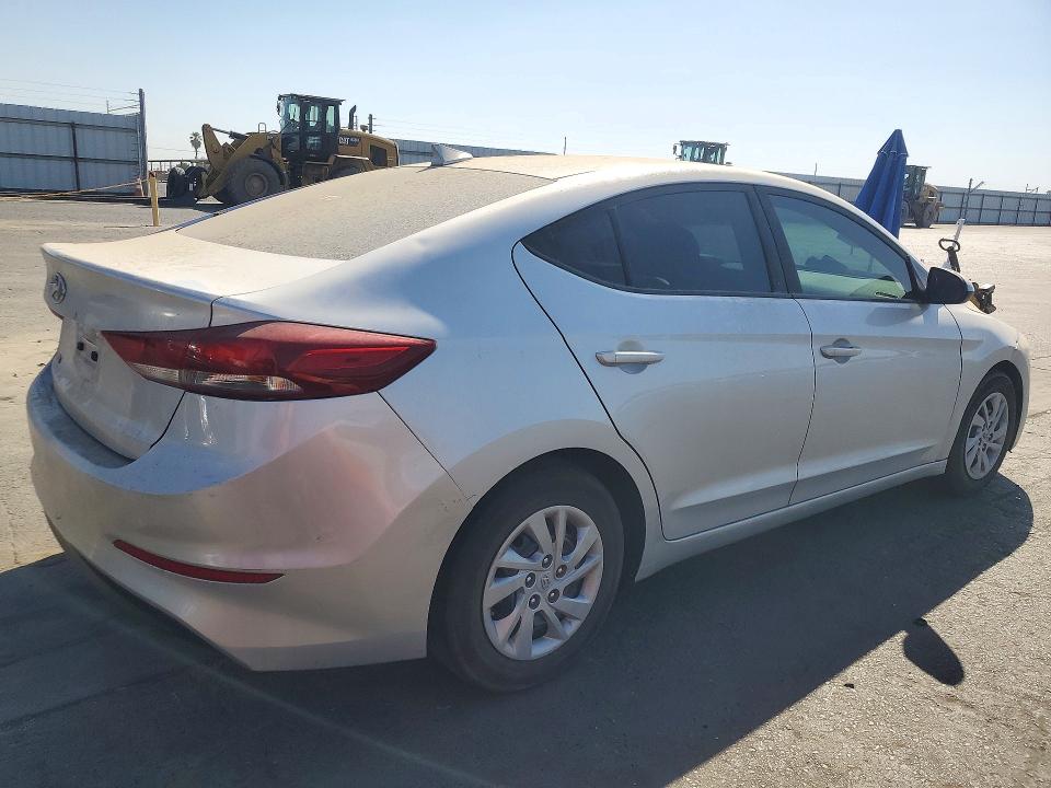 2017 Hyundai Elantra მანქანა იყიდება აუქციონზე, vin: 5NPD74LF1HH193326, აუქციონის ნომერი: 72392026