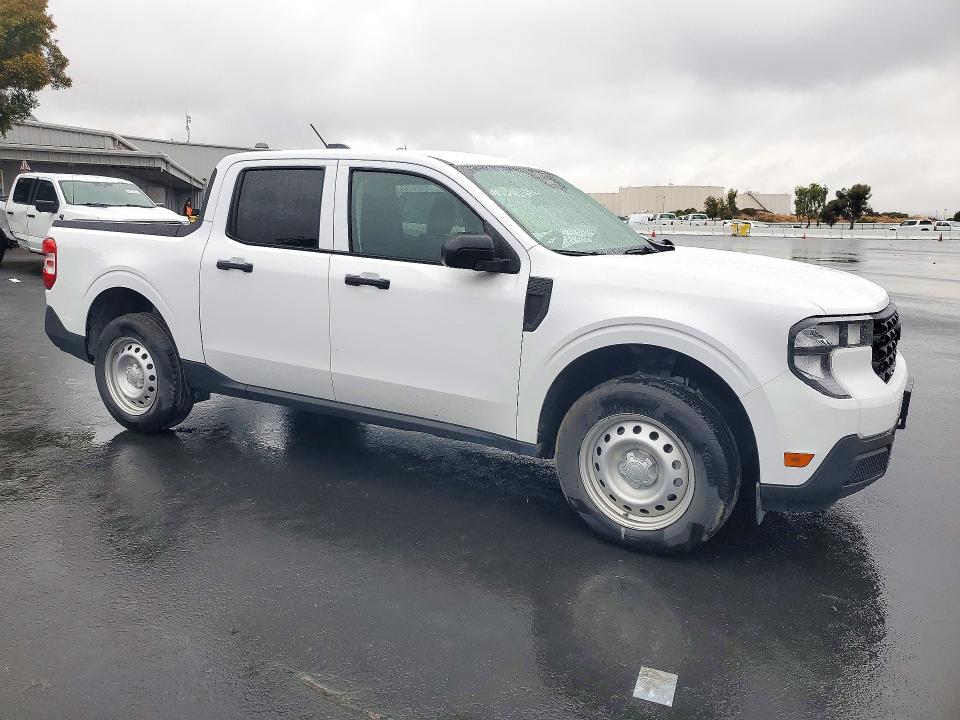 Продажа на аукционе авто 2025 Ford Maverick, vin: 3FTTW8A31SRB61995, номер лота: 72692536