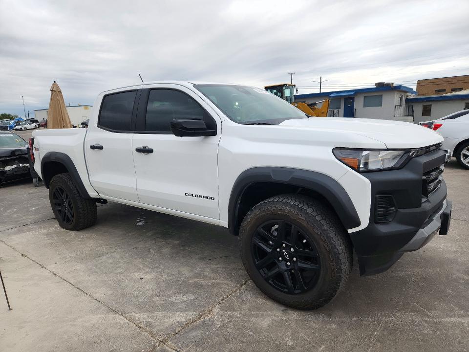72414896 :رقم المزاد ، 1GCPTEEKXR1321385 vin ، 2024 Chevrolet Colorado مزاد بيع