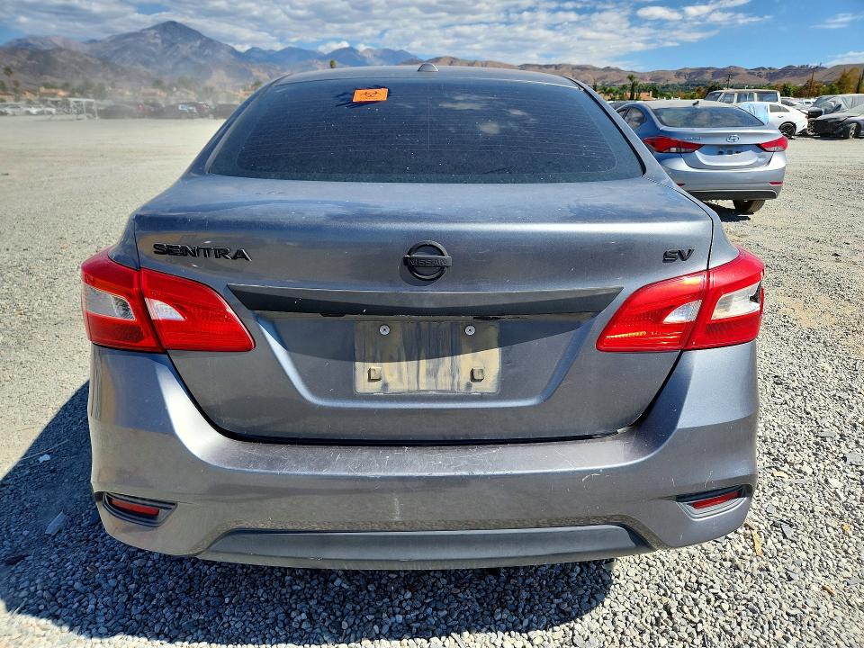 Продажа на аукционе авто 2018 Nissan Sentra, vin: 3N1AB7AP0JY255986, номер лота: 71683566