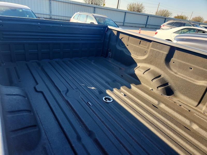 71056566 :رقم المزاد ، 1N6AA1R7XHN526980 vin ، 2017 Nissan Titan مزاد بيع