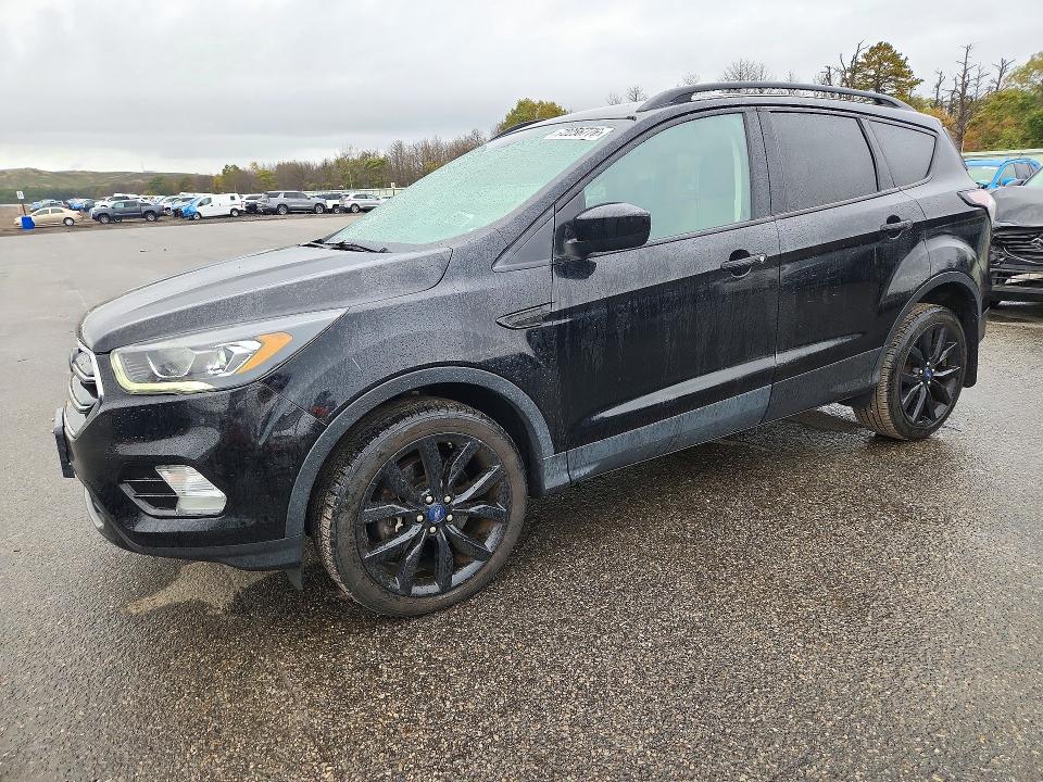 Продажа на аукционе авто 2018 Ford Escape, vin: 1FMCU9GD2JUD25141, номер лота: 72256776