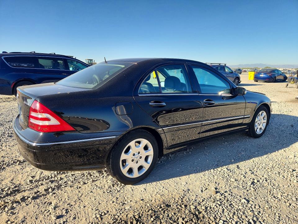 Продажа на аукционе авто 2006 Mercedes-benz C, vin: WDBRF92H56F755517, номер лота: 70955176