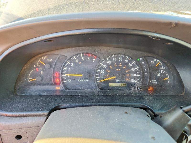 71503676 :رقم المزاد ، 5TBRT34102S248020 vin ، 2002 Toyota Tundra مزاد بيع