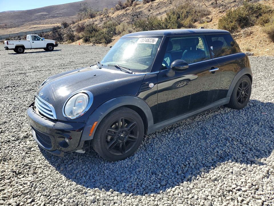 Продаж на аукціоні авто 2012 Mini Cooper, vin: WMWSU3C57CT256593, номер лоту: 70748236