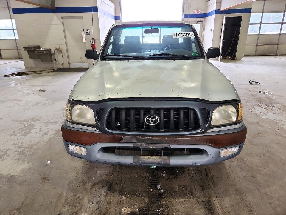 71900296 :رقم المزاد ، 5TENL42N22Z132337 vin ، 2002 Toyota Tacoma مزاد بيع