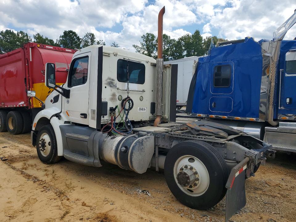 2017 Peterbilt 579 მანქანა იყიდება აუქციონზე, vin: 1XPBA48X5HD428874, აუქციონის ნომერი: 69940616