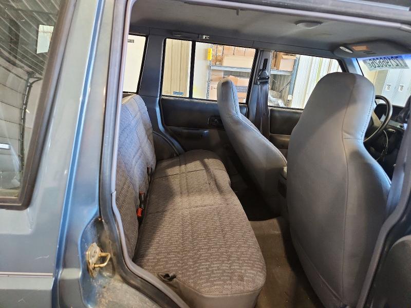 72196626 :رقم المزاد ، 1J4FJ28S4WL147111 vin ، 1998 Jeep Cherokee مزاد بيع