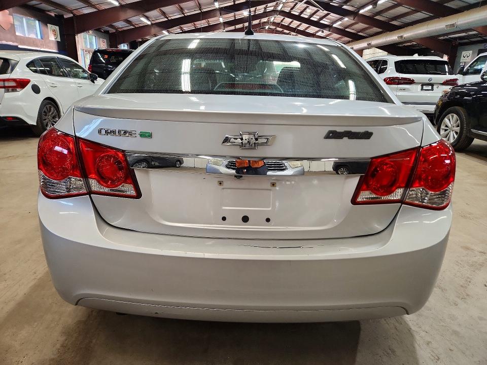 2014 Chevrolet Cruze მანქანა იყიდება აუქციონზე, vin: 1G1P75SZ6E7231995, აუქციონის ნომერი: 71036546