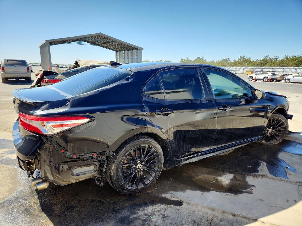 71978096 :رقم المزاد ، 4T1G11AK7LU378052 vin ، 2020 Toyota Camry مزاد بيع
