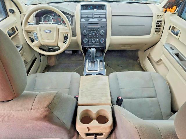 71662496 :رقم المزاد ، 1FMCU0C73BKC16292 vin ، 2011 Ford Escape مزاد بيع