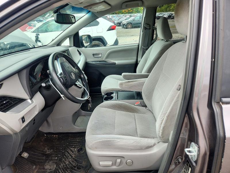 Aukcja sprzedaży 2017 Toyota Sienna, vin: 5TDKZ3DC7HS841911, numer aukcji: 70983346