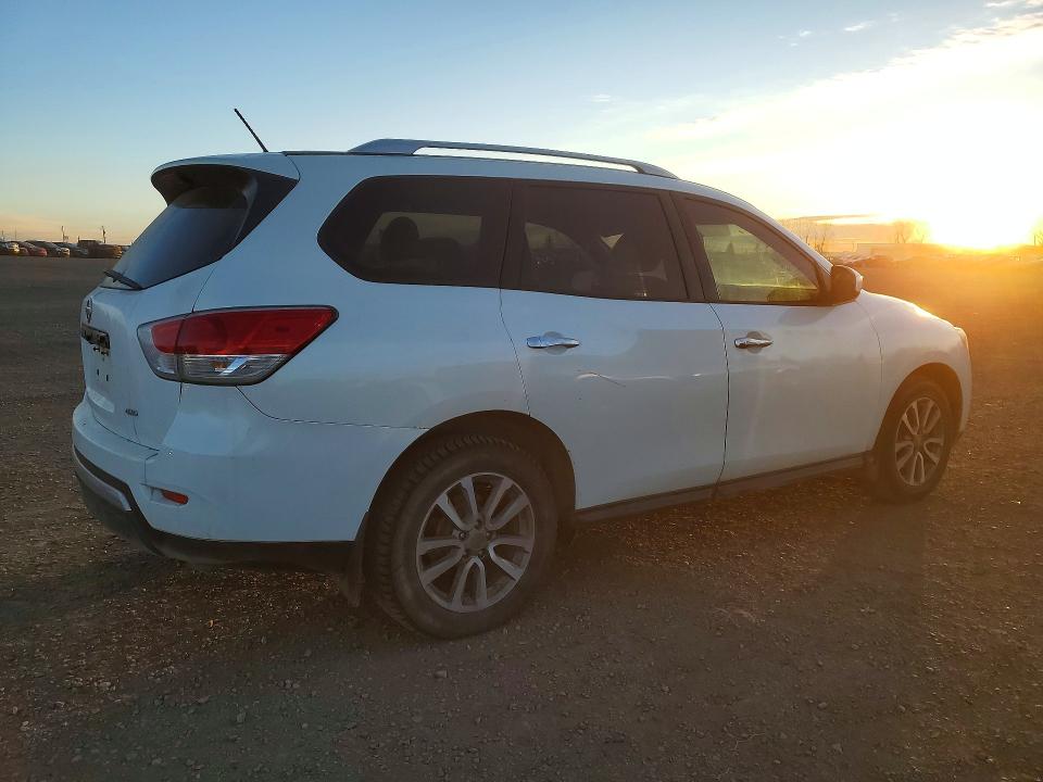 Продаж на аукціоні авто 2016 Nissan Pathfinder, vin: 5N1AR2MM1GC627409, номер лоту: 73202506