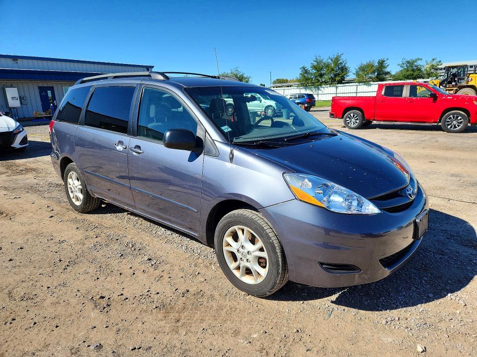Продажа на аукционе авто 2006 Toyota Sienna, vin: 5TDBA23C96S061053, номер лота: 71617156
