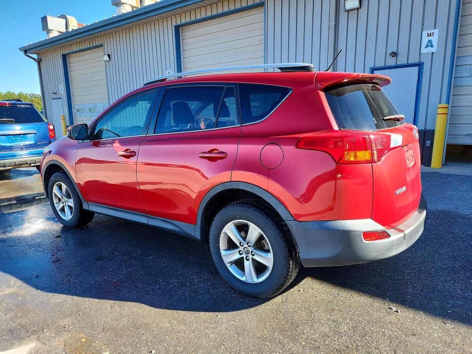 Продаж на аукціоні авто 2015 Toyota Rav4, vin: JTMRFREV3FJ032054, номер лоту: 71361496