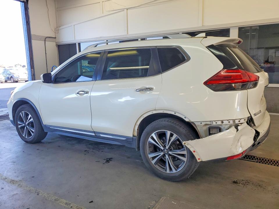 Продажа на аукционе авто 2017 Nissan Rogue, vin: 5N1AT2MV1HC847581, номер лота: 71674396