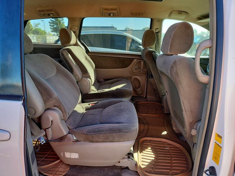2004 Toyota Sienna მანქანა იყიდება აუქციონზე, vin: 5TDZA23C54S131630, აუქციონის ნომერი: 71501116