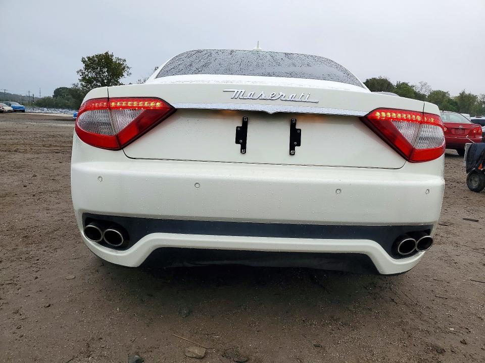 72257506 :رقم المزاد ، ZAM45GLA8A0051078 vin ، 2010 Maserati Granturismo مزاد بيع