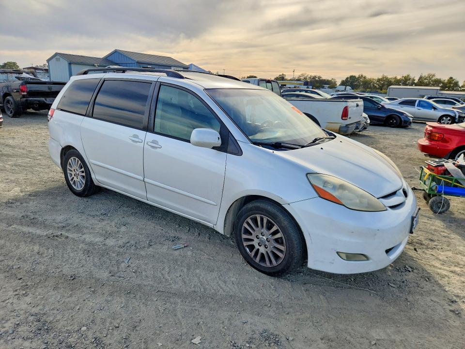71847436 :رقم المزاد ، 5TDZK22C57S039128 vin ، 2007 Toyota Sienna مزاد بيع