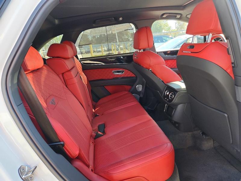 2023 Bentley Bentayga მანქანა იყიდება აუქციონზე, vin: SJAAT2ZV2PC022081, აუქციონის ნომერი: 71597346